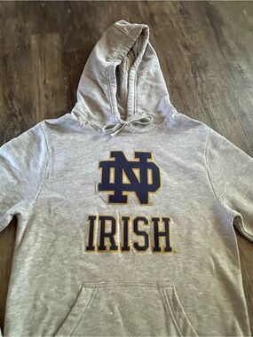 Fanatics Gray Notre Dame Irish Pullover Hoodie with Navy & Gold Logo